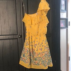 FAVORITE Yellow Floral One-Shoulder Dress